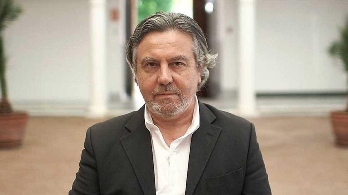 Benítez Reyes, escritor: «La interpretación de la vida de los demás está mediatizada siempre por nuestra visión de las cosas»