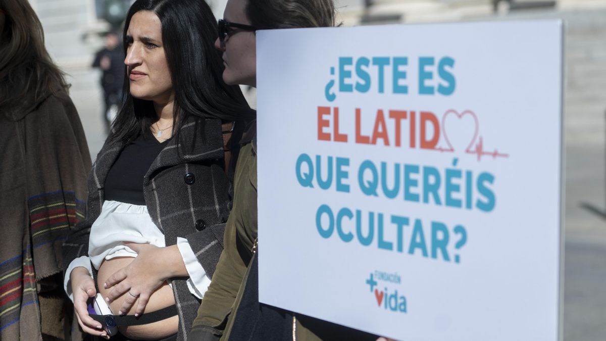 El inexistente «síndrome post aborto» que PP y Vox ‘cuelan’ en Madrid: «Van a obligar a los trabajadores a mentir»