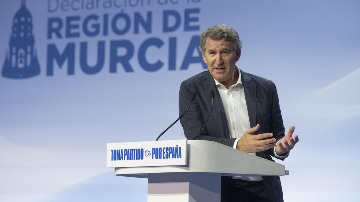 Las migraciones como estrella del circo de Feijóo