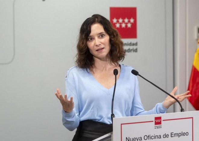El Gobierno de Ayuso pide a Educación que le permita poner a dar clases de Matemáticas a estudiantes y jubilados