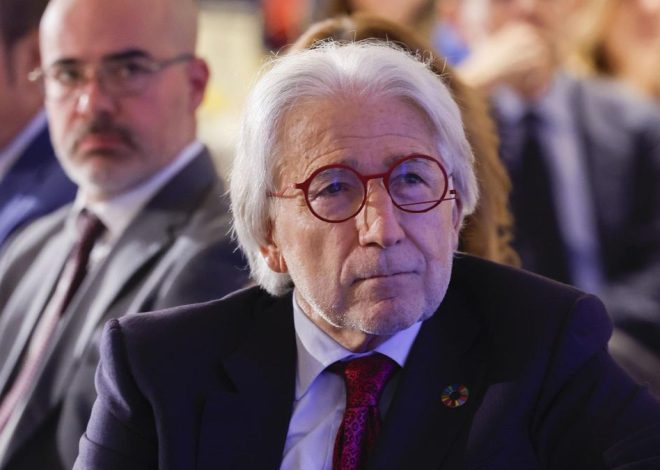 La principal patronal catalana acusa a Yolanda Díaz de querer instaurar un «estado policial» en las empresas