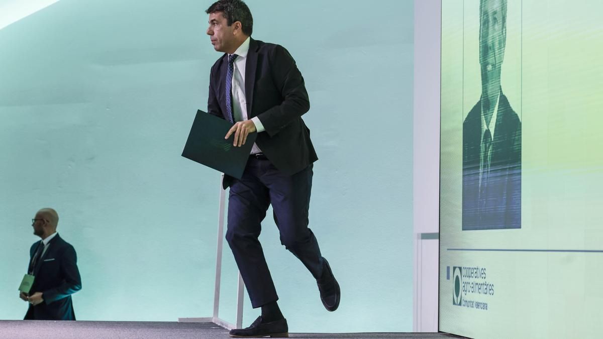 Las víctimas, las últimas revelaciones y su partido ponen a Mazón contra las cuerdas: «El funeral ha sido un punto de inflexión»