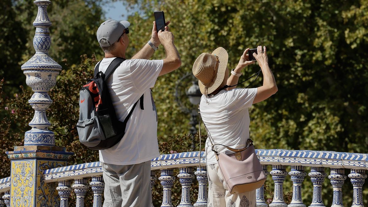 La semana termina con sol y temperaturas por encima de los 30 grados, excepto en el norte peninsular