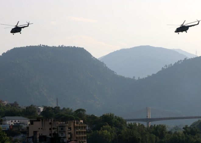 Los talibanes lanzan varios ataques contra territorio de Pakistán, que responde con bombardeos sobre Afganistán