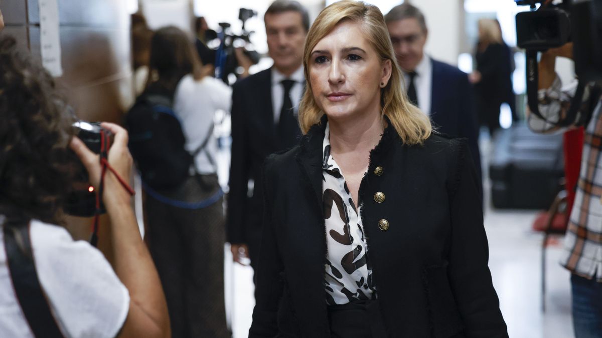 Salomé Pradas llamó a Mazón para informarle del envío del Es-Alert a las 19.10 del día de la dana y el president no le cogió el teléfono