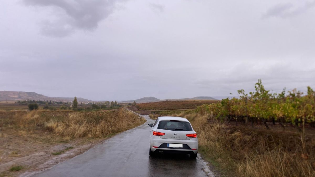 Taxis piratas camuflados de guías del enoturismo en La Rioja: «No jugamos con las mismas reglas»