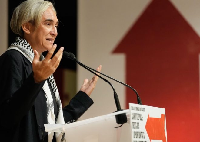 Colau reclama un «frente amplio de izquierdas» para las próximas elecciones: «Sería inaceptable no articularlo»