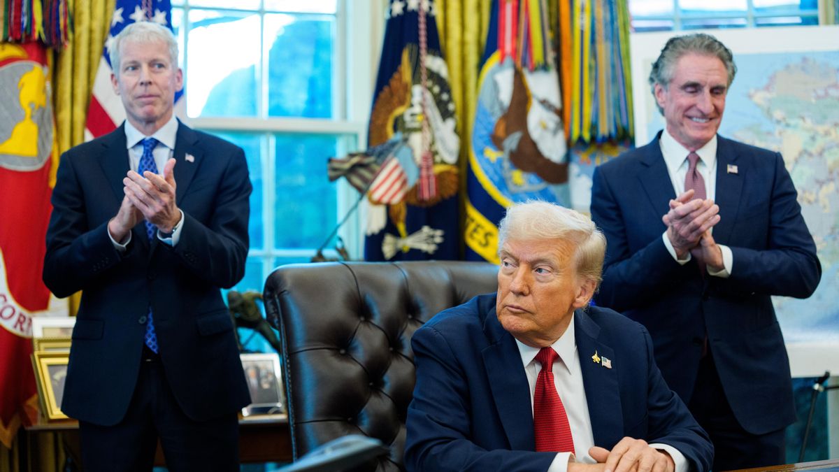 Trump pide encarcelar al alcalde de Chicago y al gobernador de Illinois tras enviar a los militares al bastión demócrata