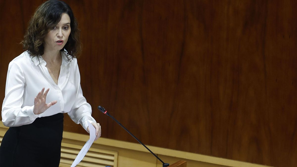 Ayuso pone la alfombra a los fondos inmobiliarios para invertir en vivienda: no habrá límite de precios ni intervención