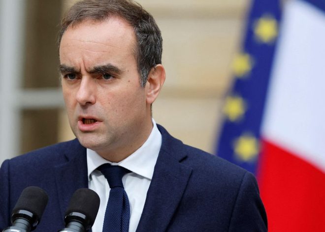 Macron vuelve a negar el gobierno a la izquierda y nombra de nuevo primer ministro a Sébastien Lecornu