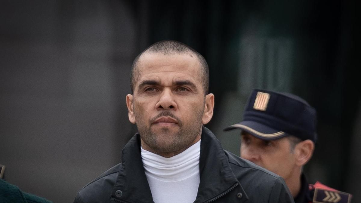 La transformación de Dani Alves tras su paso por la cárcel: de futbolista a predicador evangélico