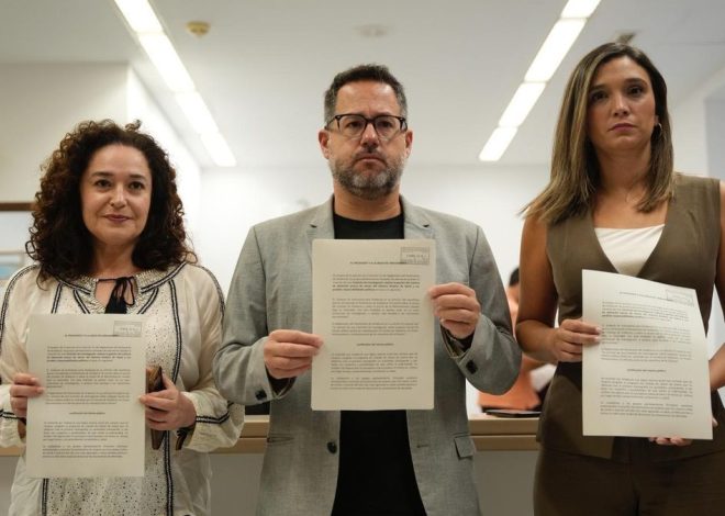 La oposición de izquierdas en Andalucía solicita una comisión de investigación por los fallos del cribado de cáncer de mama
