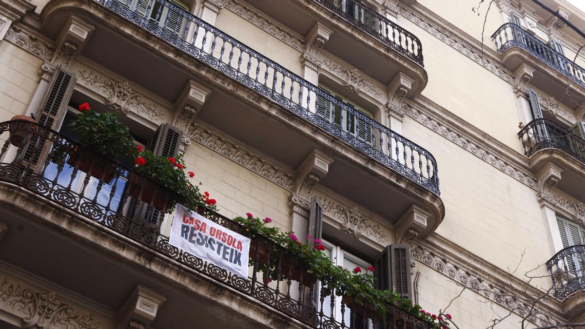 Catalunya ultima la primera ley que limita el precio del alquiler de temporada con el aval de los partidos de izquierdas