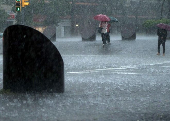 La Aemet activa el aviso rojo en la Comunitat Valenciana y la Región de Murcia ante “riesgo extremo” por lluvias