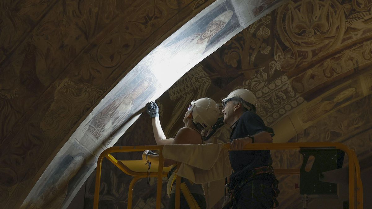 El MNAC considera «falsos» los datos de los técnicos de Aragón sobre las filtraciones en los murales de Sijena