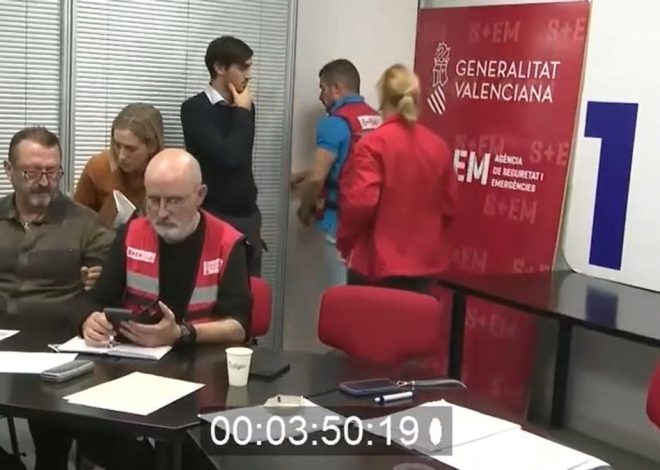 El video completo de À Punt confirma la inoperancia del Cecopi de la dana: fallos de conexión en plena «situación crítica»