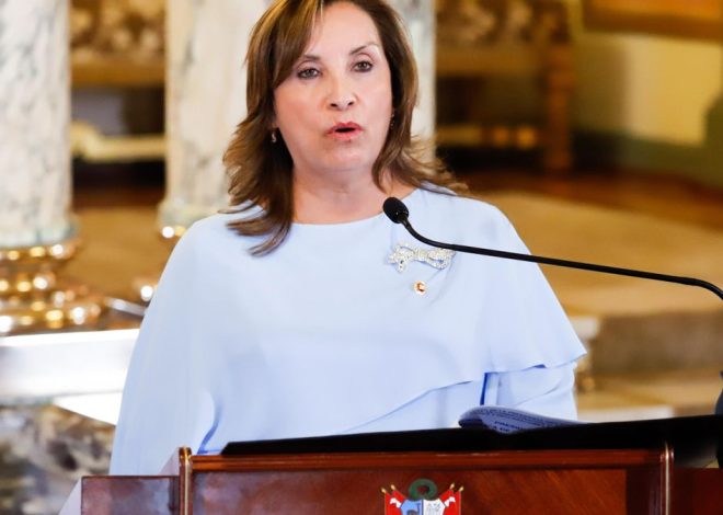 El Congreso de Perú destituye a la presidenta Dina Boluarte