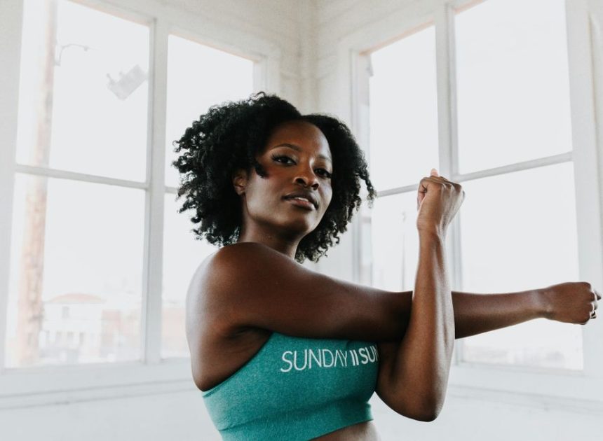 Adriana Giovannetti, fisioterapeuta: «Un sujetador equivocado puede generar trastornos musculoesqueléticos»