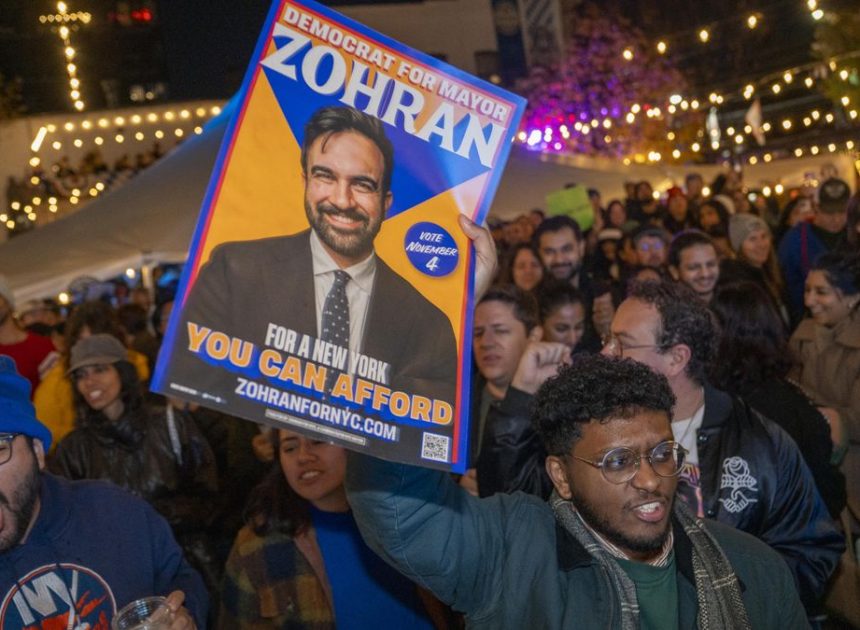 De Atenas 2015 a Nueva York 2025: diez años de diferencia y la historia de Zohran Mamdani por escribir