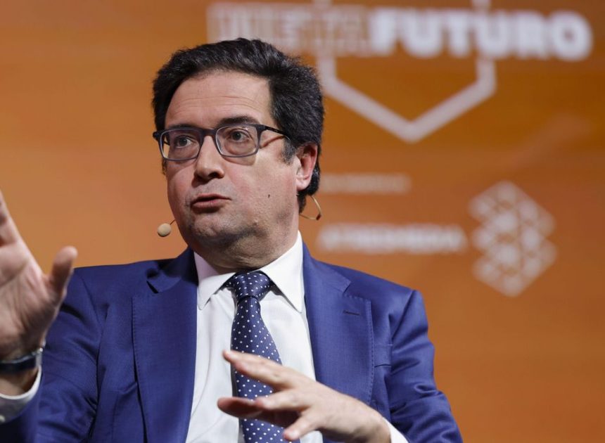 La negociación entre Gobierno y sindicatos por el sueldo de los funcionarios continúa sin acuerdo