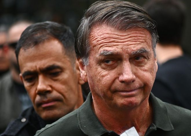 Bolsonaro empieza a cumplir su pena de 27 años de prisión por golpismo