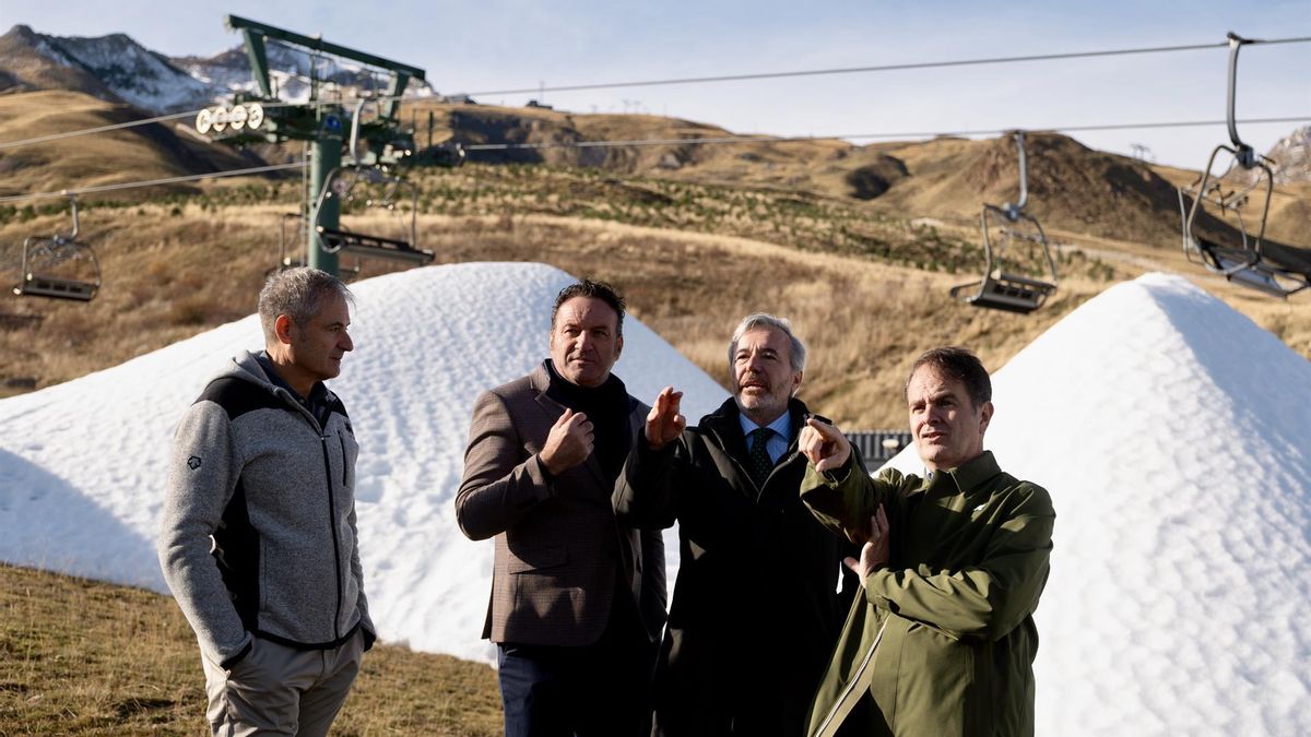 El Gobierno de Azcón destina un gasto millonario para más de mil cañones de nieve en estaciones de esquí