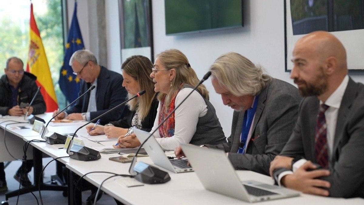 El Gobierno plantea una subida salarial sin pérdida de poder adquisitivo hasta 2028 para los funcionarios