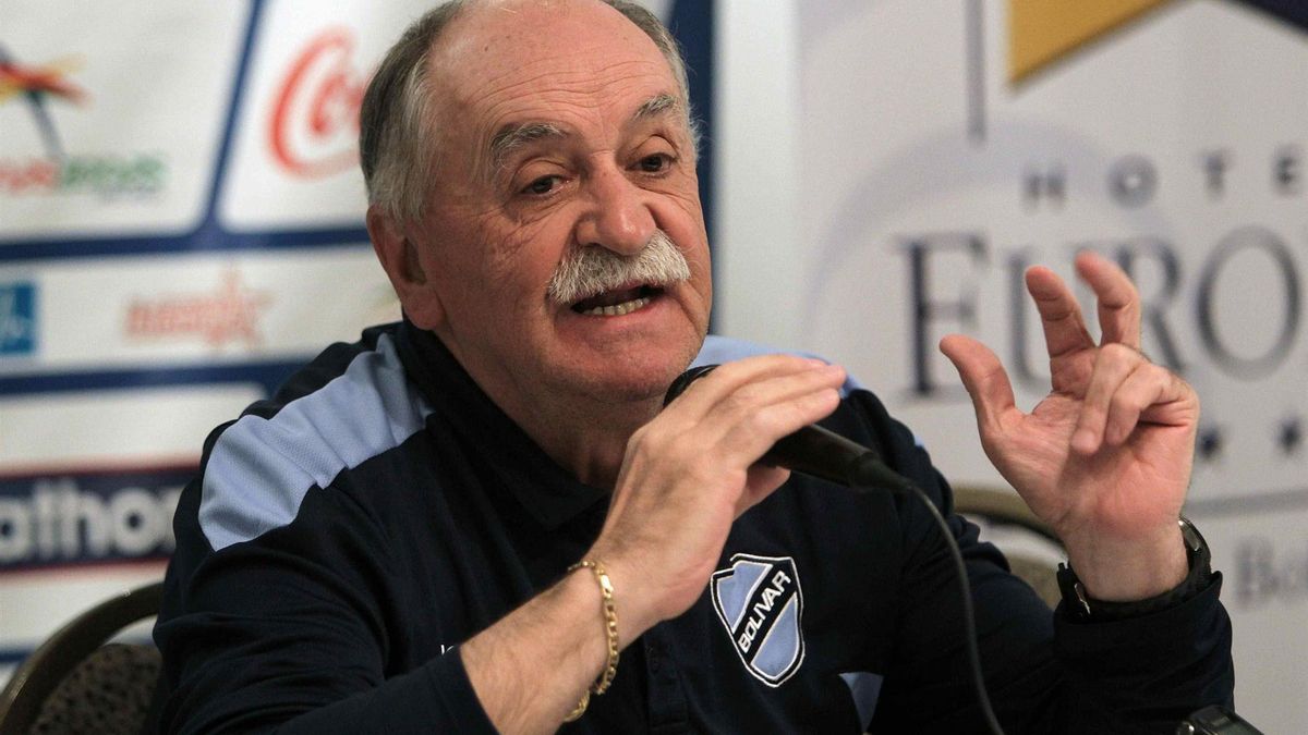 Muere Xabier Azkargorta, leyenda del Espanyol y entrenador trotamundos, a los 72 años