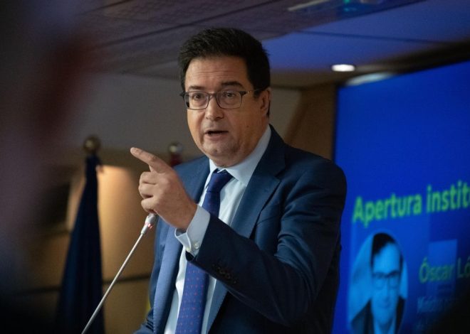 El Gobierno eleva su oferta para la subida salarial de los funcionarios al 11% en cuatro años