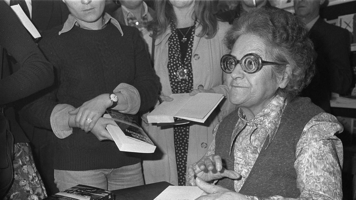 El difícil retorno de los exiliados