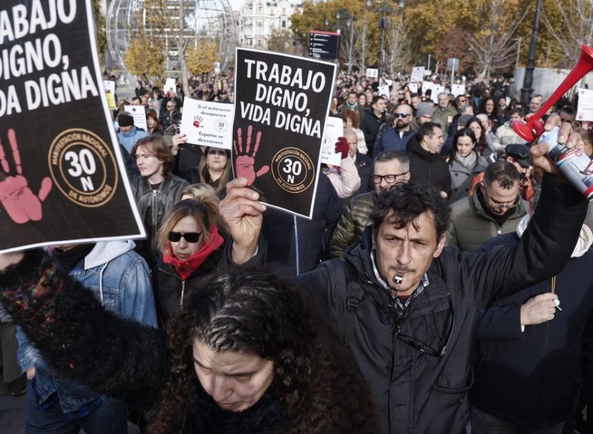 Los autónomos denuncian la «injusticia» que viven: «Nos exprimen como limones, ya no podemos más»