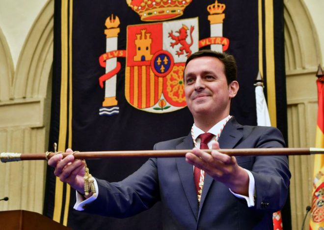 La UCO detiene al presidente del PP de la Diputación de Almería por la compra de mascarillas