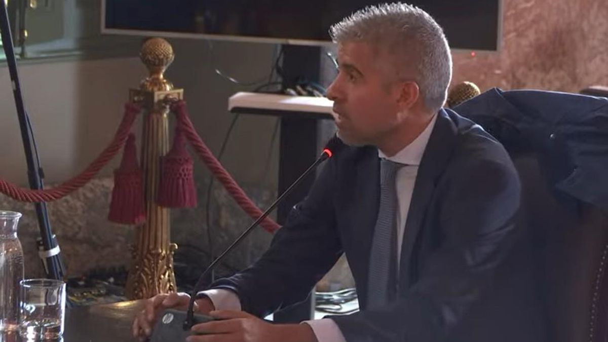 El fiscal Salto reconoce que pudo revelar la confesión de la pareja de Ayuso a sus jefas un día antes de que lo supiera el fiscal general