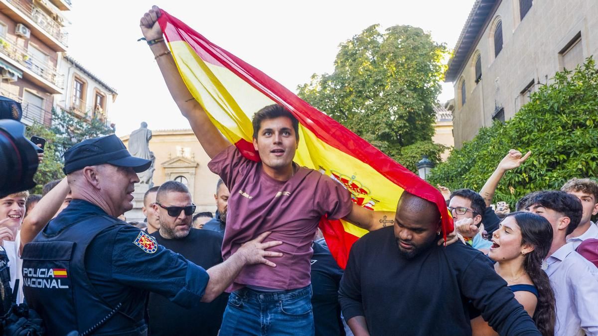 El ‘tour’ universitario de Vito Quiles que ha acabado en disturbios: «El conflicto, no la charla, es el verdadero evento»