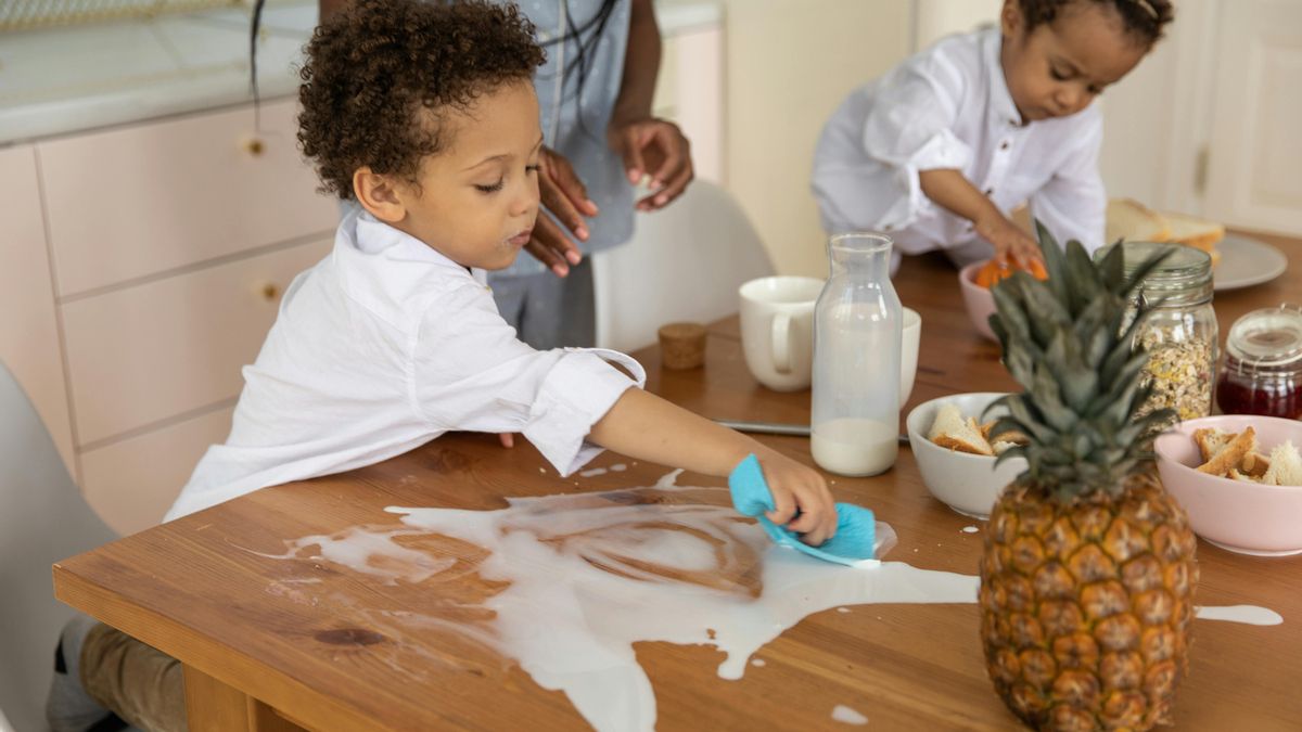 La psicóloga infantil Silvia Álava comparte las claves matinales para llegar al cole sin estrés: “El principal enemigo es la prisa”