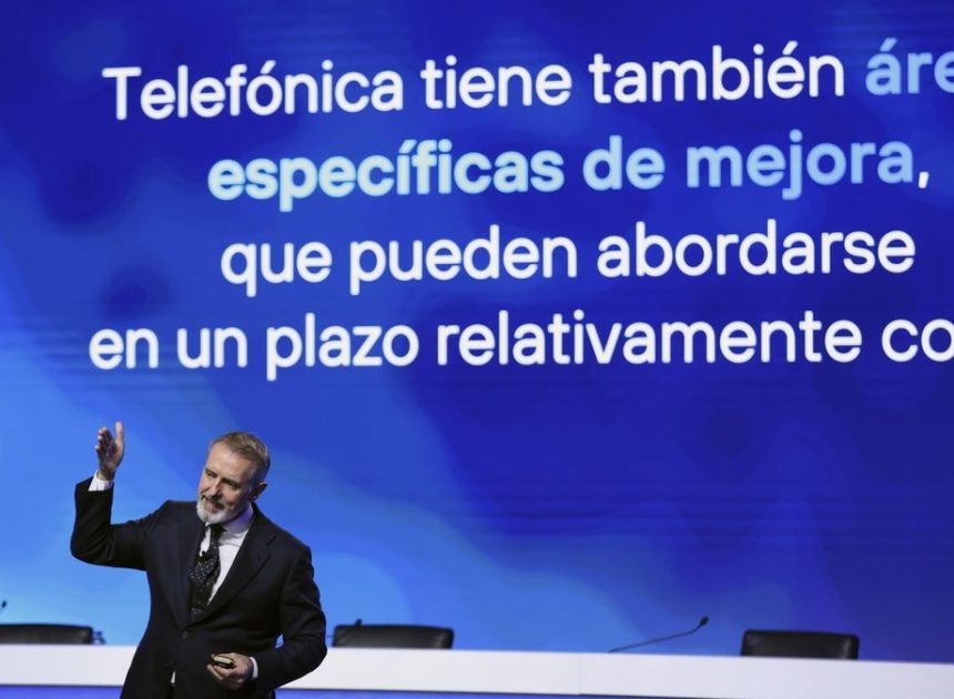 Telefónica plantea siete EREs a los sindicatos pero no concreta el número de afectados