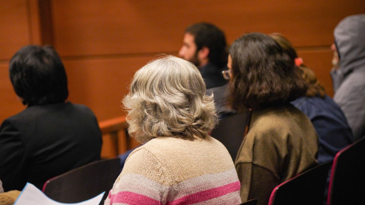 Vitoria acoge un juicio pionero en Europa contra ultracatólicos por «coacciones» delante de una clínica de abortos