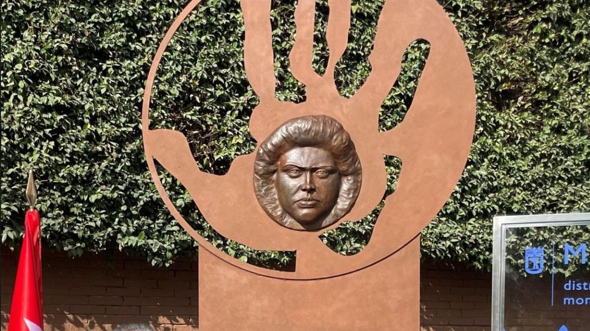 El PP de Almeida vota en contra de condenar el crimen racista de Lucrecia Pérez en el Pleno de Moncloa