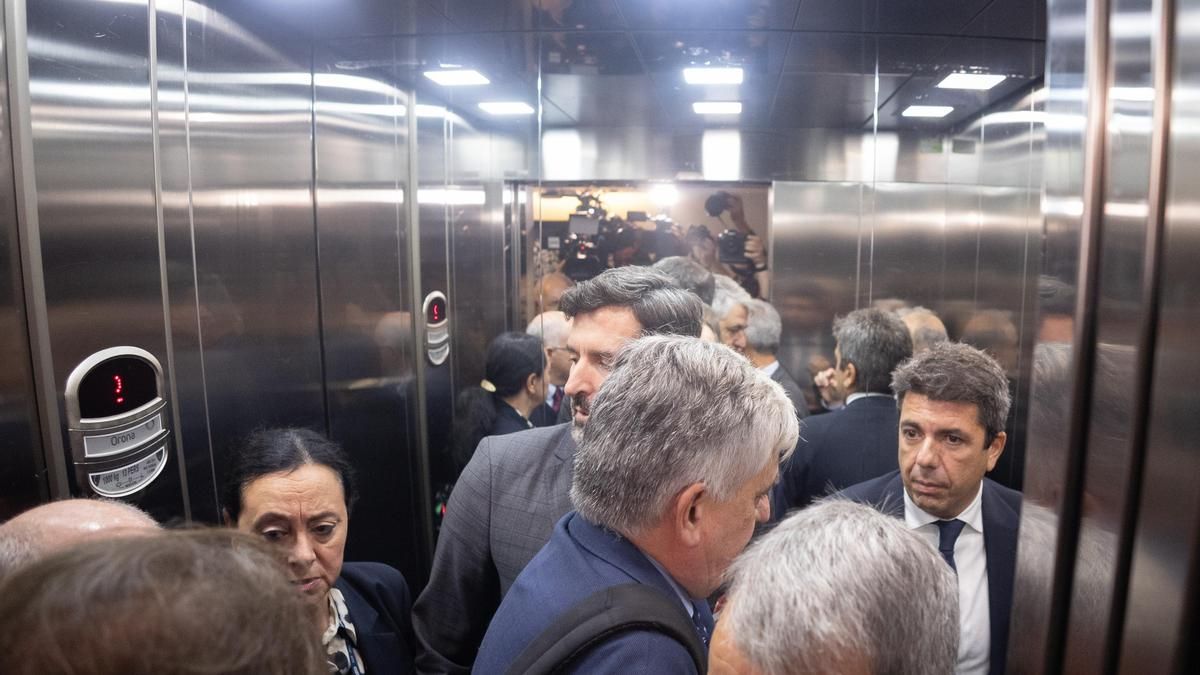 La jueza de la dana acorrala a Mazón en todos los frentes: El Ventorro, los escoltas, el chófer y la llegada nocturna al Cecopi