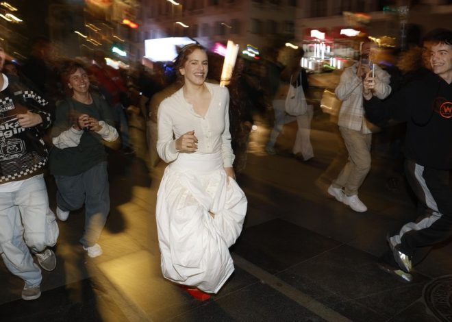 Rosalía canta en ‘Reliquia’ a todos los lugares en los que murió y renació antes del lanzamiento de ‘Lux’
