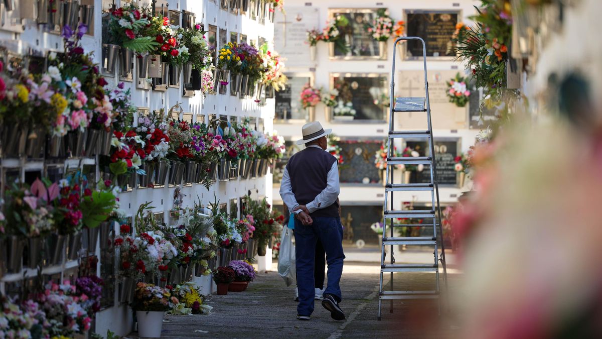 «Todo el mundo tiene derecho al duelo»: los precios por enterrar a los seres queridos se disparan en Balears