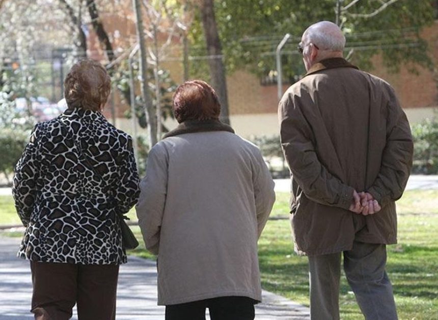 Las pensiones subirán un 2,7% en 2026