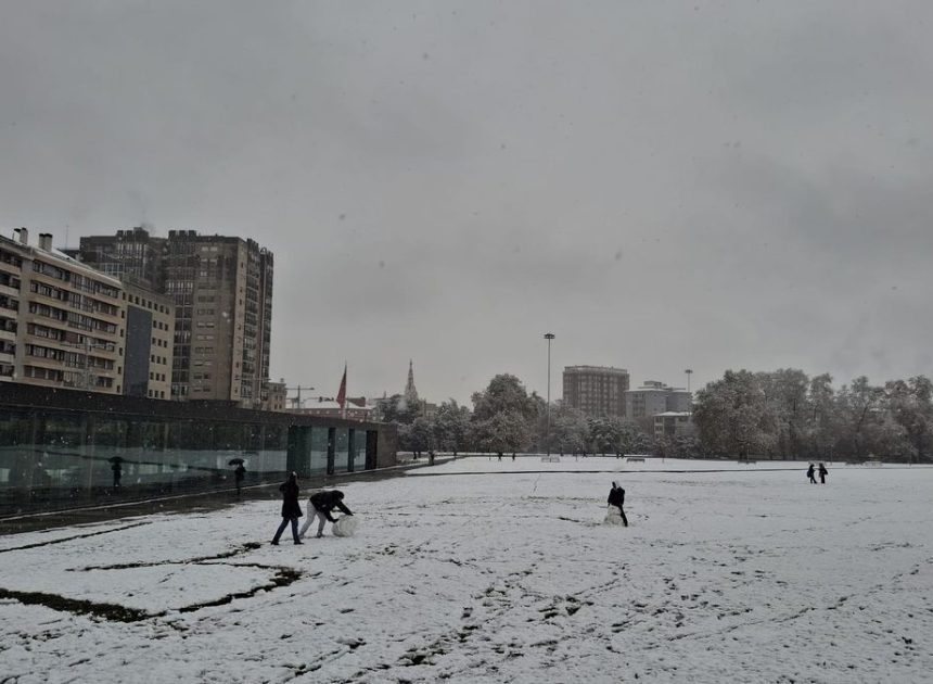 Fin de semana con nieve que se irá convirtiendo en lluvia y con subida de temperaturas