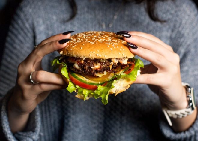 Teresa Armenta, endocrina, sobre los ultraprocesados: “Es preocupante, una parte importante de nuestra alimentación no proviene ya de comida real”