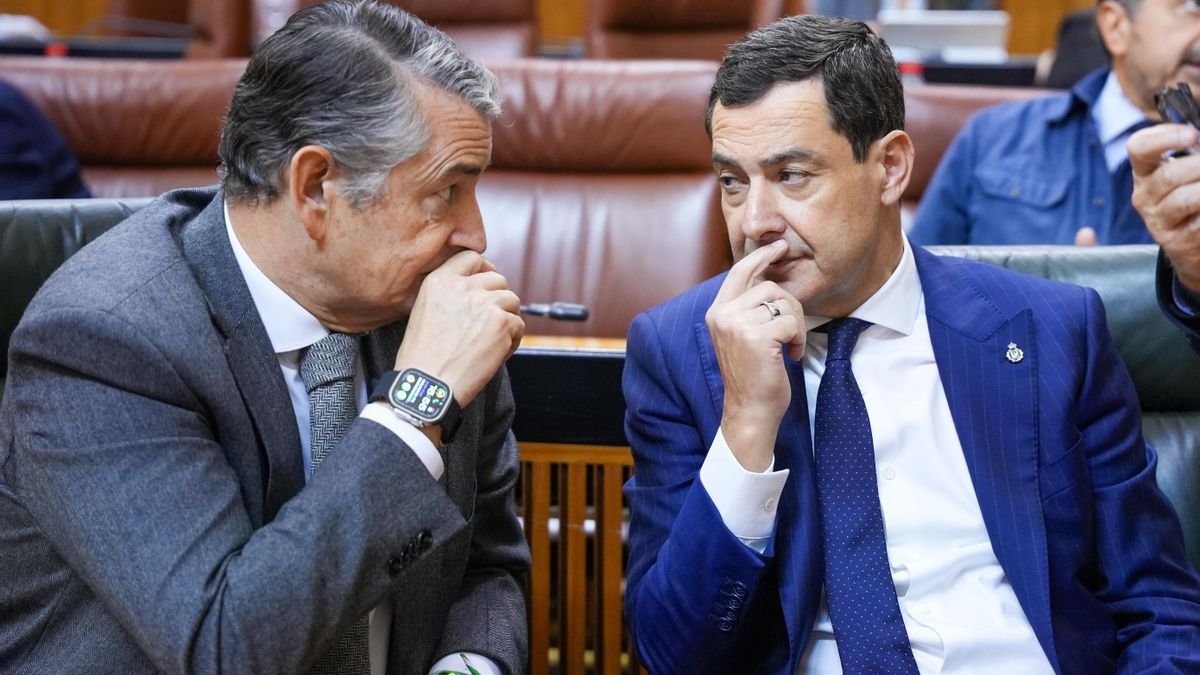 El auge de la sanidad privada andaluza capta ya al 40% de médicos de la pública que compagina su plaza con otra clínica