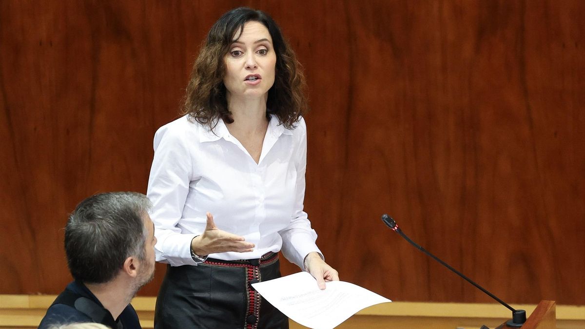 Ayuso evita explicar las mentiras de su jefe de gabinete y su pareja mientras enciende el ventilador contra la izquierda