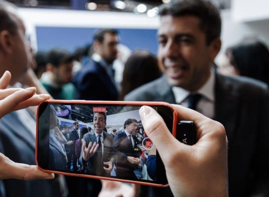 La Generalitat tenía el día de la dana un servicio de alerta para los móviles de altos cargos con información de radios y TV