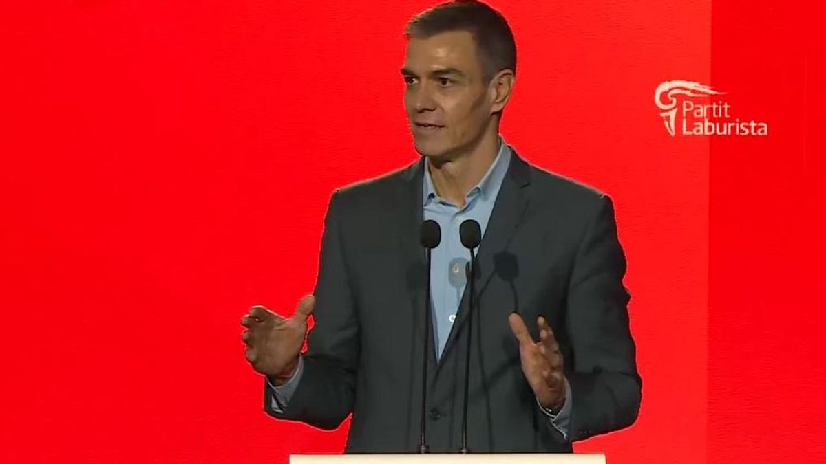 Sánchez ve a la derecha en un Black Friday constante: «Liquidan los principios, descuentan las convicciones y ponen la democracia en venta»