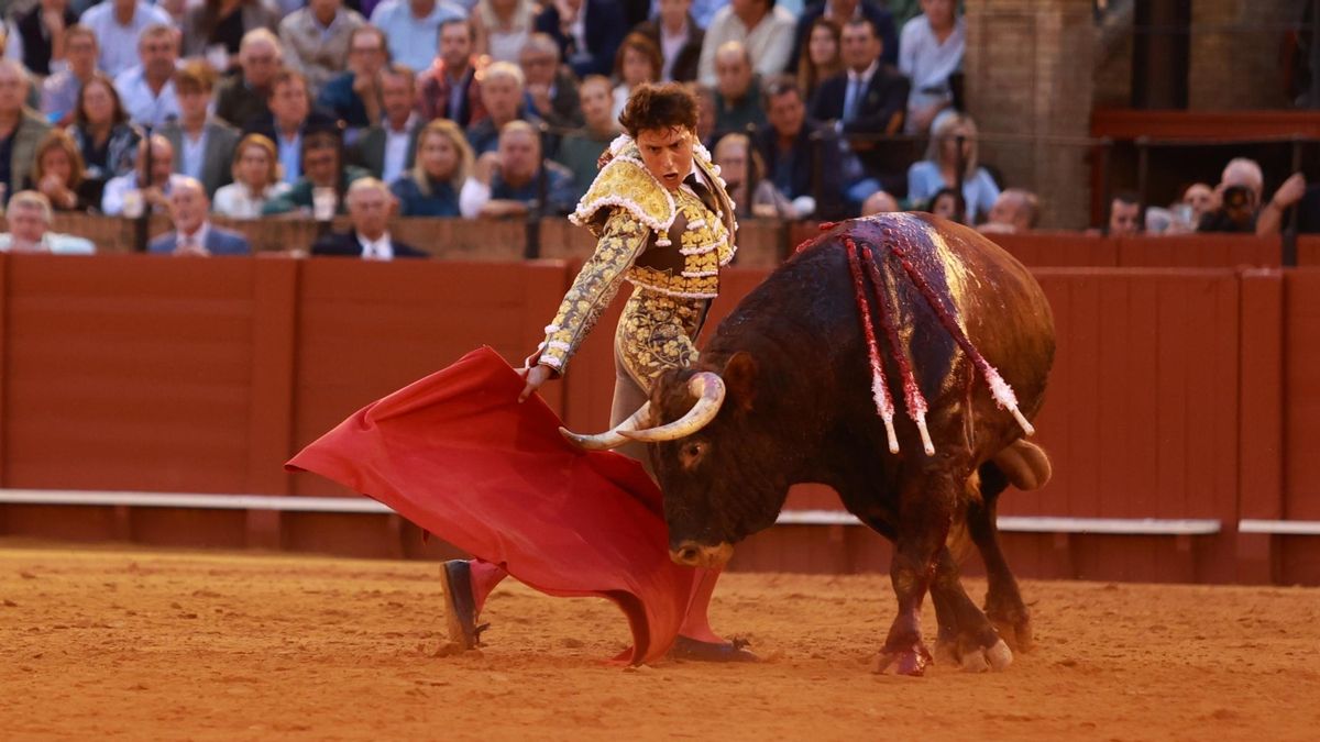 Page crea un nuevo Consejo Taurino para dar «más eficacia» al órgano similar que aprobó Cospedal