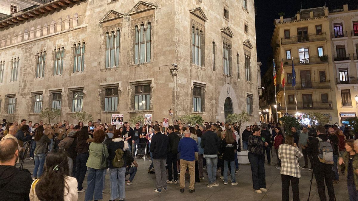 Feijóo encalla en su intento de hacer dimitir a Mazón y aplazan la decisión a este lunes